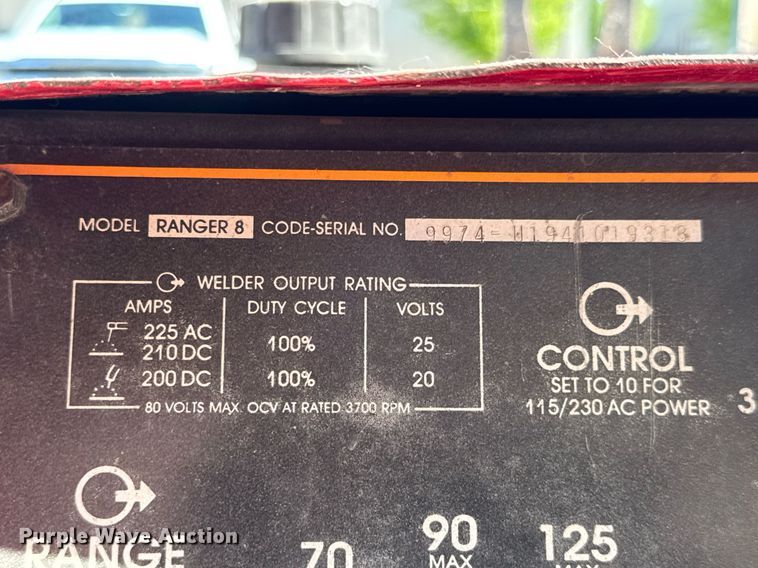 image for item DY0246 Lincoln Electric Ranger 8 welder/generator