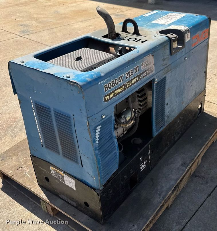 image for item DY0247 Miller Bobcat 225 NT welder/generator