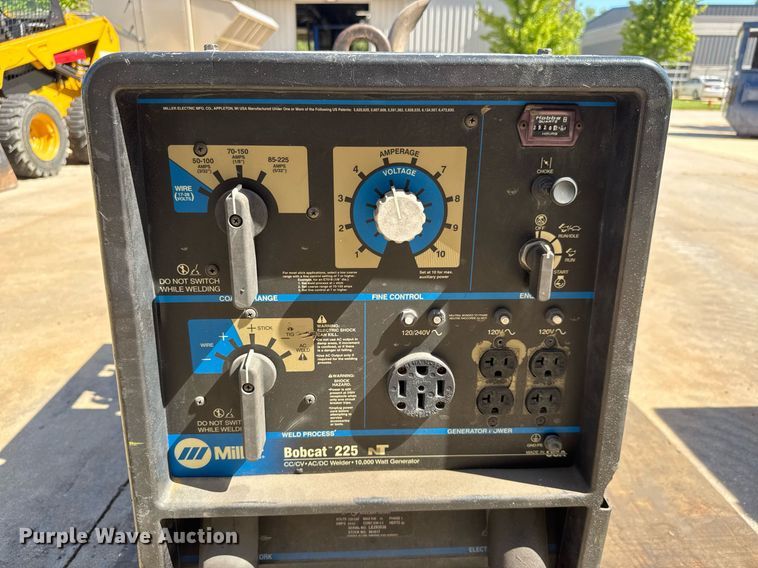 image for item DY0247 Miller Bobcat 225 NT welder/generator