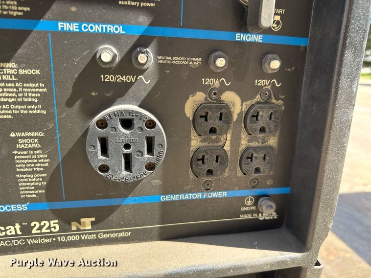 image for item DY0247 Miller Bobcat 225 NT welder/generator