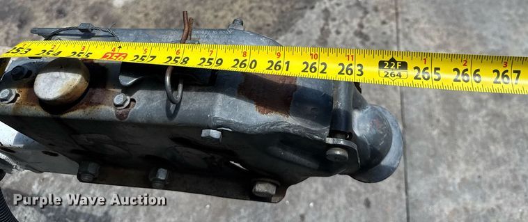 image for item DY0252 1989 Crestliner boat