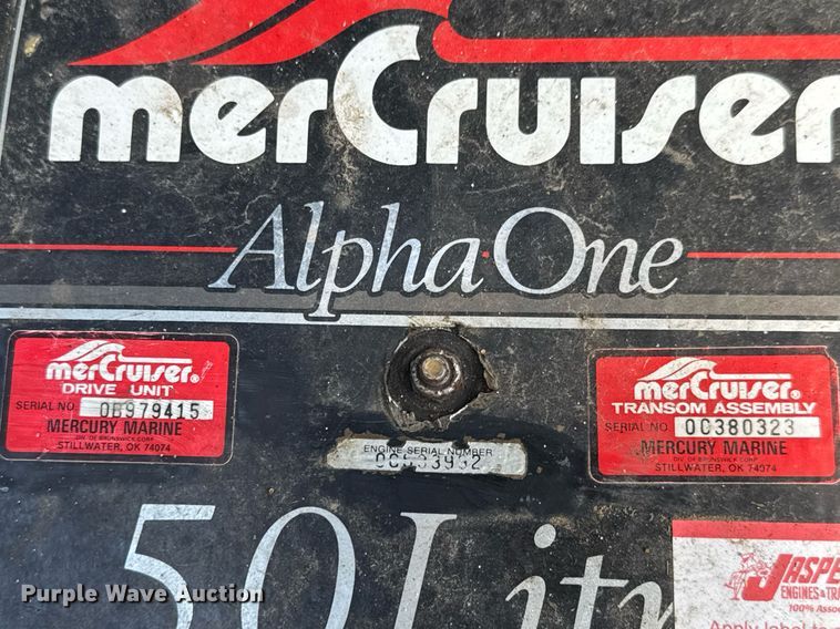 image for item DY0252 1989 Crestliner boat