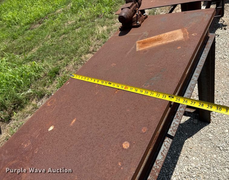 image for item DY0276 (3) work benches