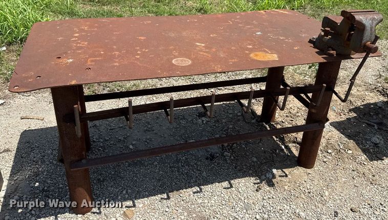 image for item DY0276 (3) work benches