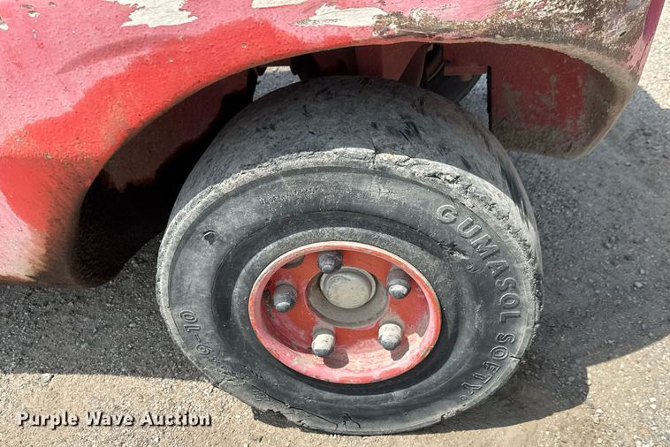 image for item DY0336 1993 Linde forklift