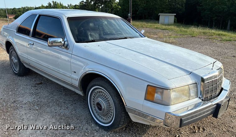 image for item DY0642 1989 Lincoln Continental Mark VII 