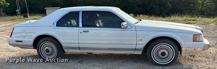 image for item DY0642 1989 Lincoln Continental Mark VII 