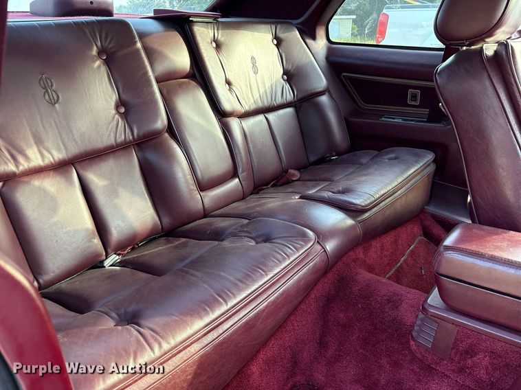 image for item DY0642 1989 Lincoln Continental Mark VII 