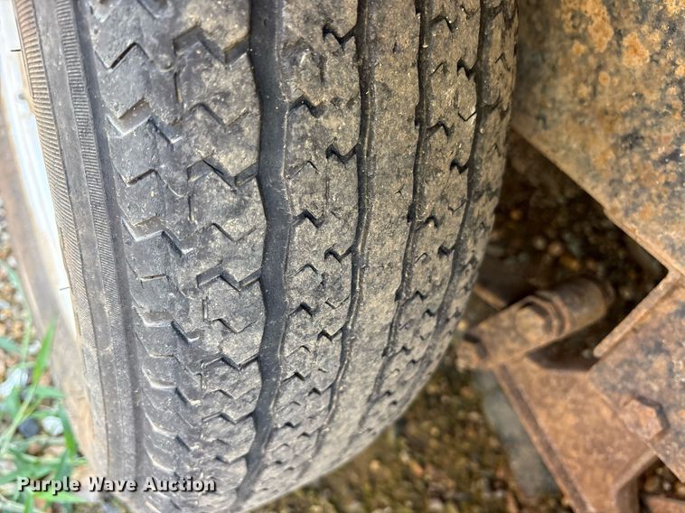 image for item DY0661 2009 Doolittle T-7716 utility trailer