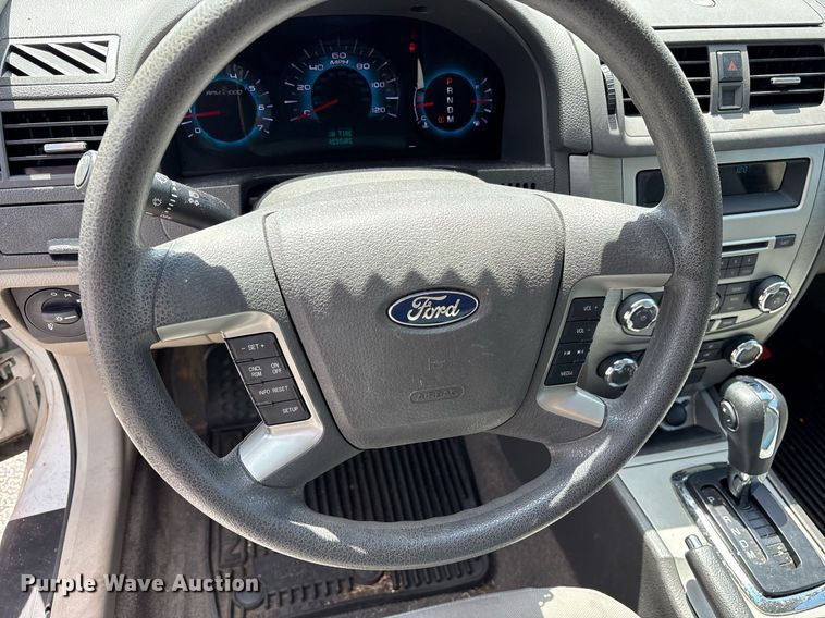 image for item DY0692 2012 Ford Fusion 