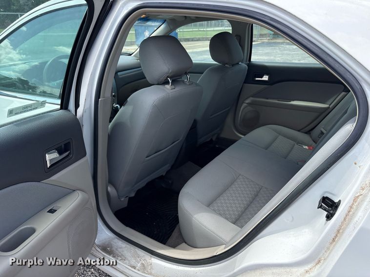 image for item DY0692 2012 Ford Fusion 