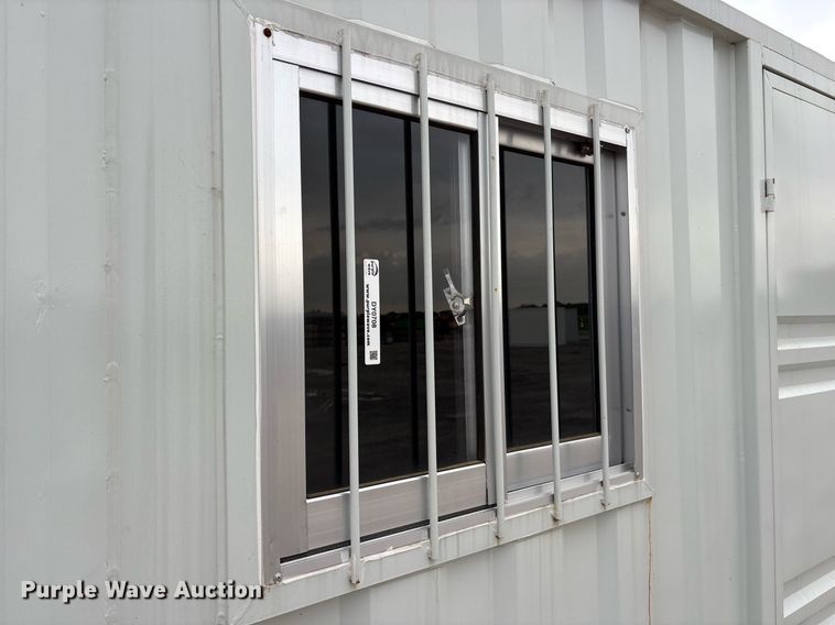 image for item DY0708 Shipping container