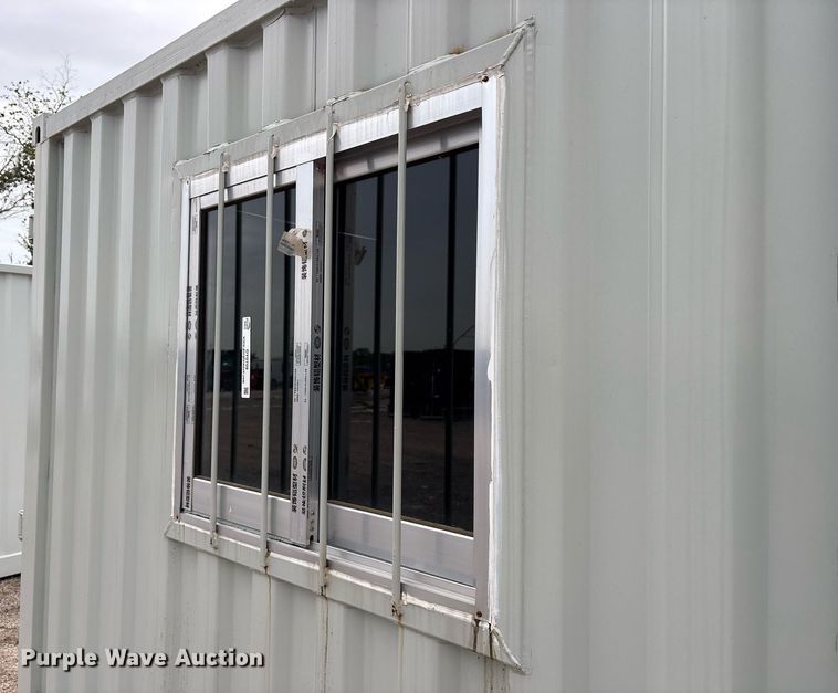 image for item DY0709 Shipping container