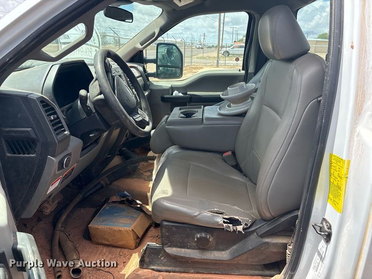 image for item DY2491 2021 Ford F550 Super Duty XL truck cab and chassis