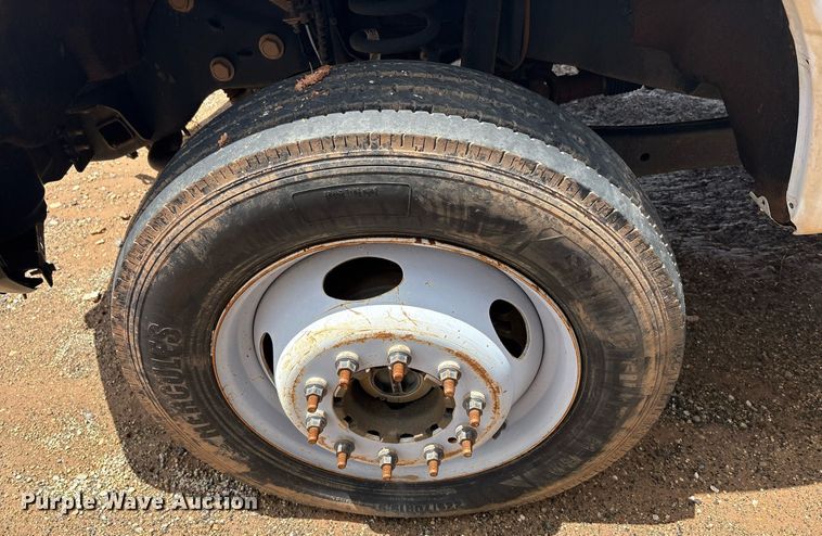 image for item DY2491 2021 Ford F550 Super Duty XL truck cab and chassis