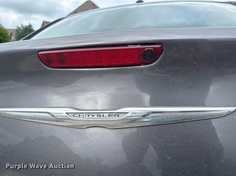 image for item DY2528 2013 Chrysler 300 