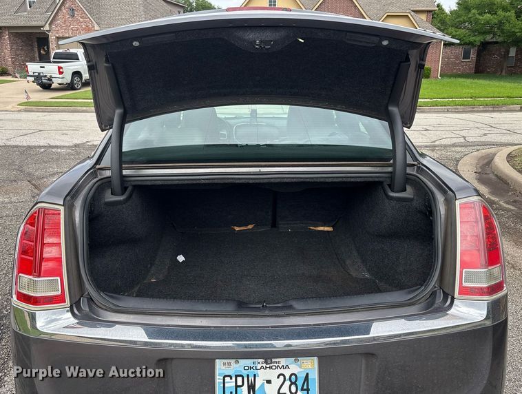 image for item DY2528 2013 Chrysler 300 