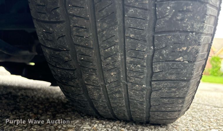 image for item DY2528 2013 Chrysler 300 