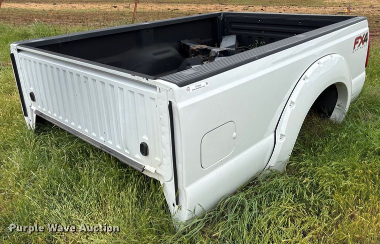 image for item DY2540 2016 Ford pickup truck bed