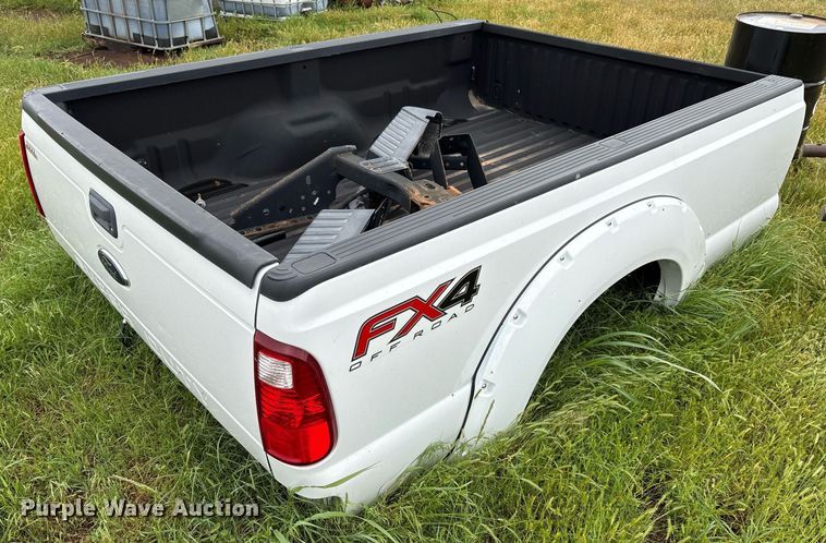 image for item DY2540 2016 Ford pickup truck bed