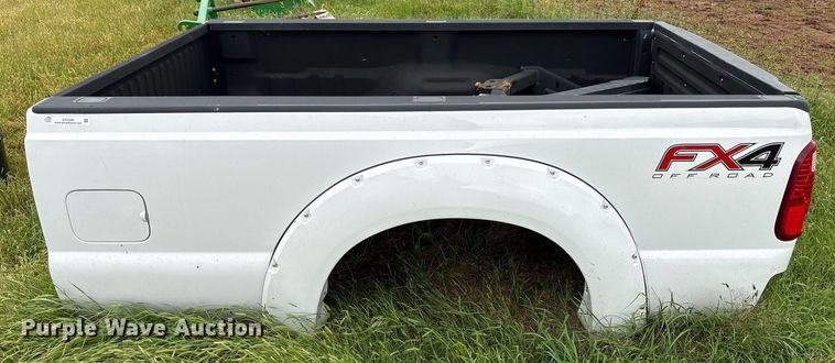 image for item DY2540 2016 Ford pickup truck bed