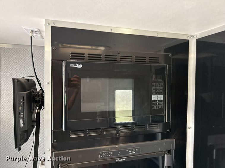 image for item DZ8571 2013 Livin Lite VRV8.5x26  camper