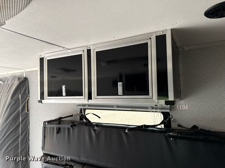 image for item DZ8571 2013 Livin Lite VRV8.5x26  camper