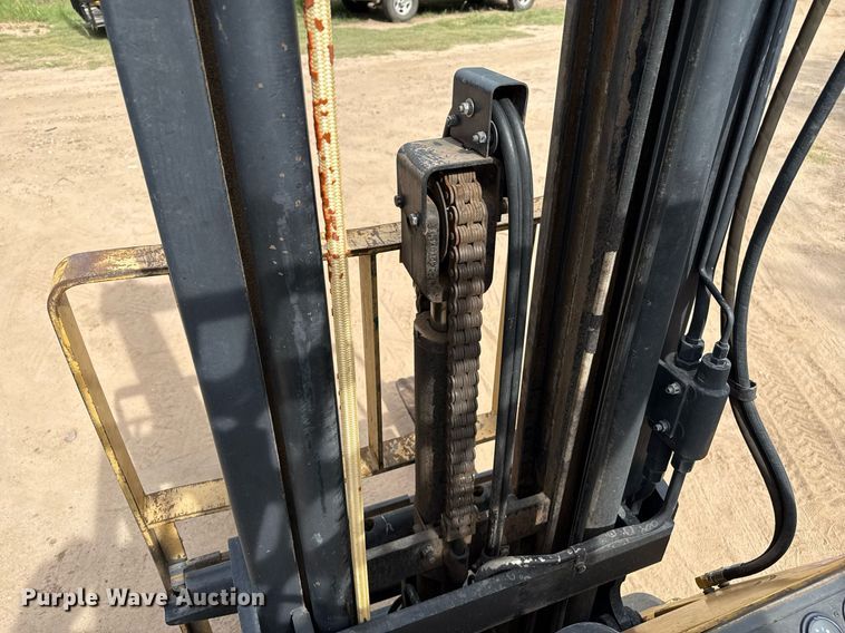 image for item DZ8622 Hyster SS60 forklift