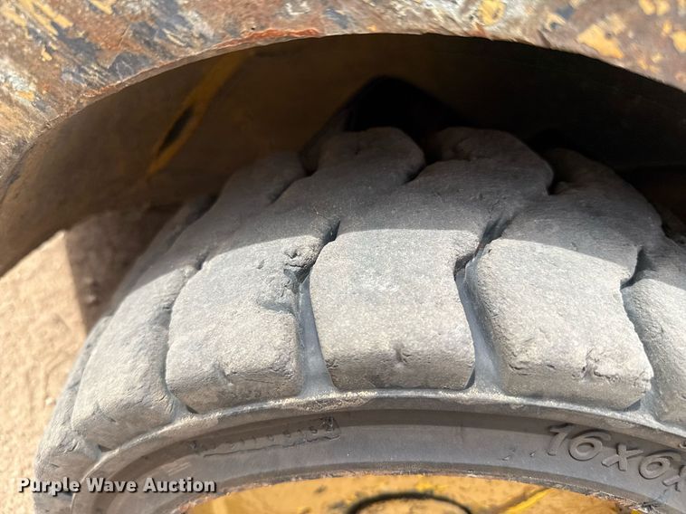 image for item DZ8622 Hyster SS60 forklift