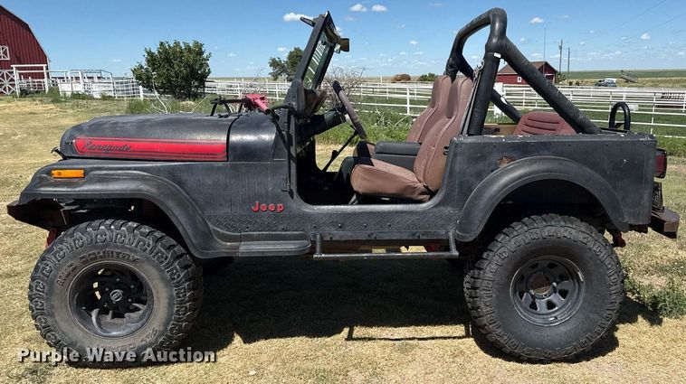 image for item DZ8626 1983 Jeep CJ7 SUV