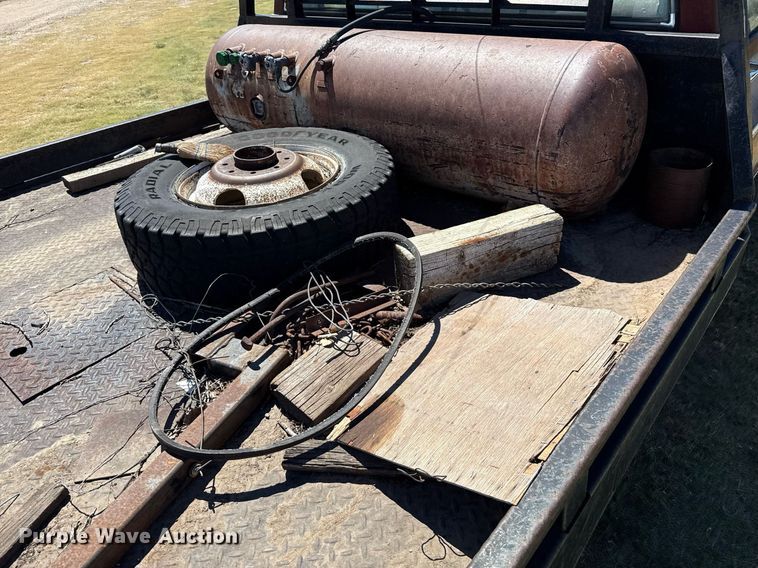 image for item DZ8627 1976 Chevrolet C30 flatbed pickup truck