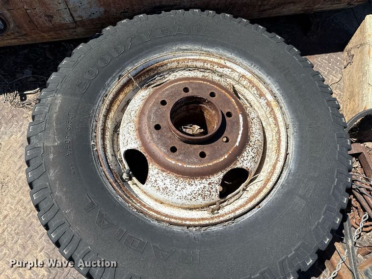 image for item DZ8627 1976 Chevrolet C30 flatbed pickup truck