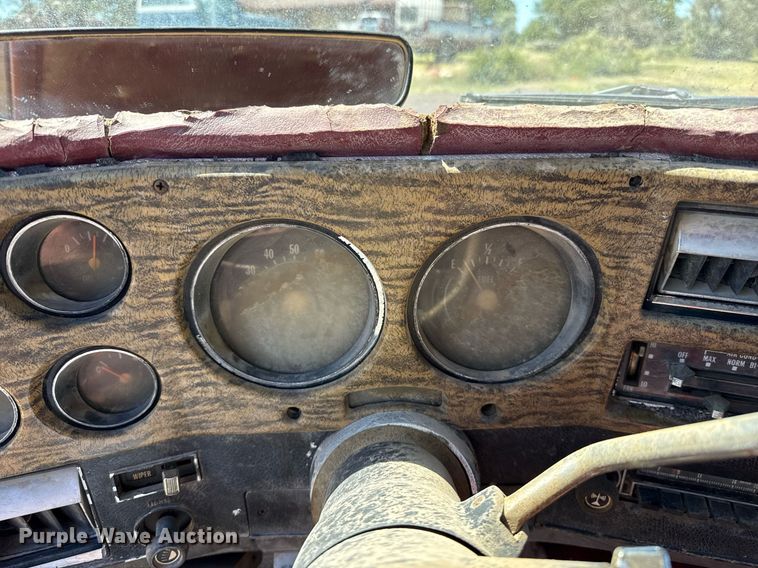 image for item DZ8627 1976 Chevrolet C30 flatbed pickup truck