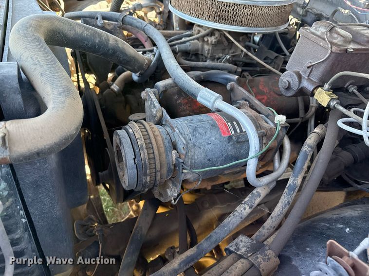 image for item DZ8627 1976 Chevrolet C30 flatbed pickup truck