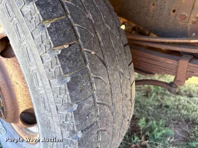 image for item DZ8627 1976 Chevrolet C30 flatbed pickup truck