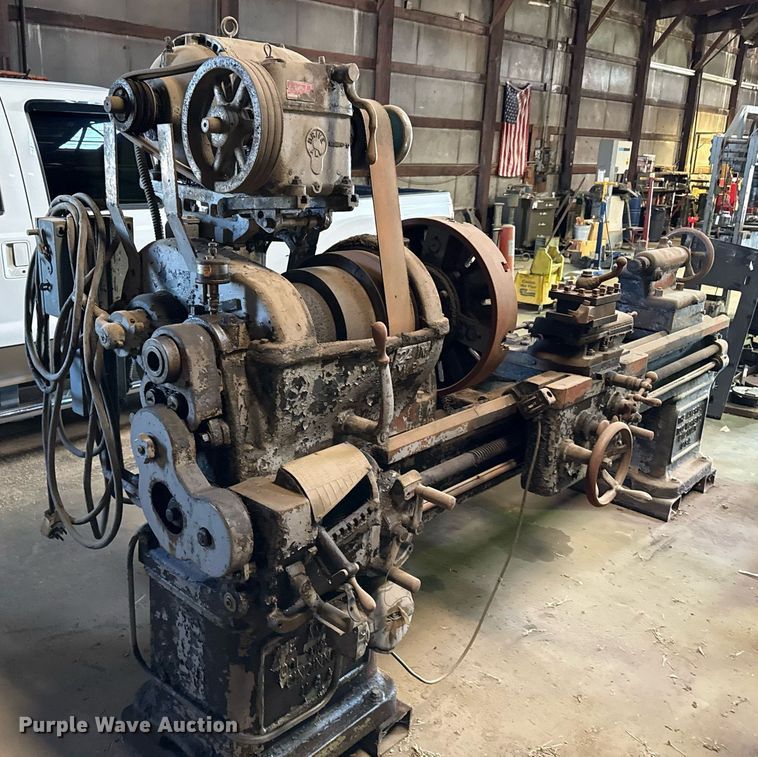 image for item DZ8632 American Tool Works lathe