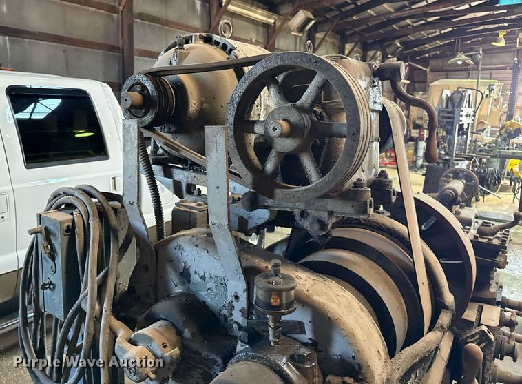 image for item DZ8632 American Tool Works lathe