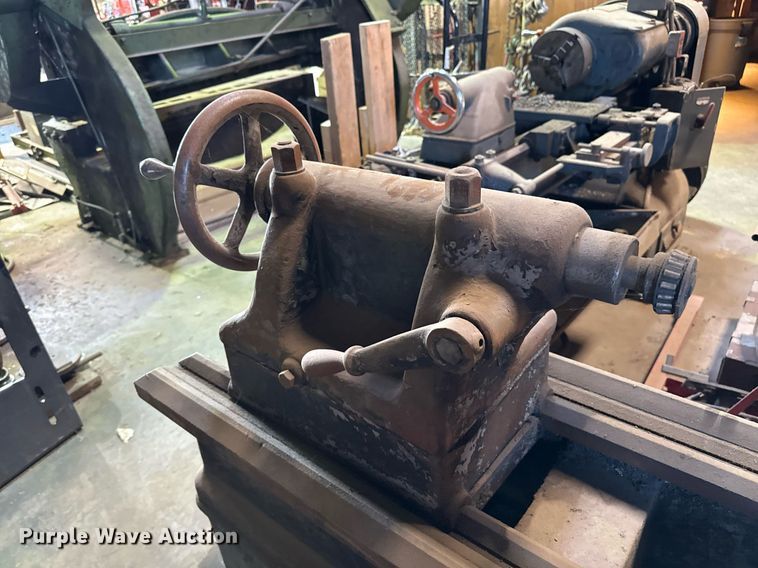 image for item DZ8632 American Tool Works lathe