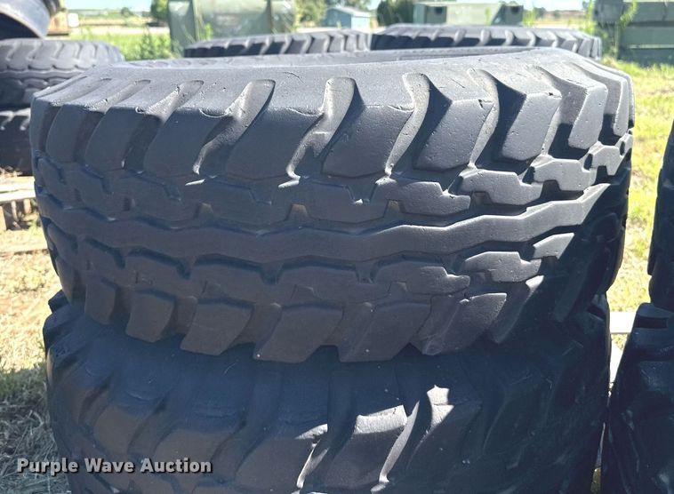 image for item DZ8635 (20) tires and wheels