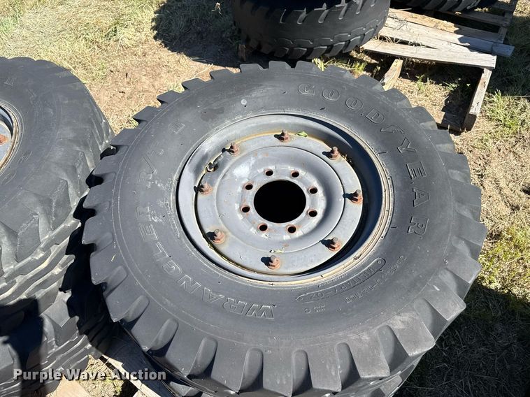 image for item DZ8635 (20) tires and wheels