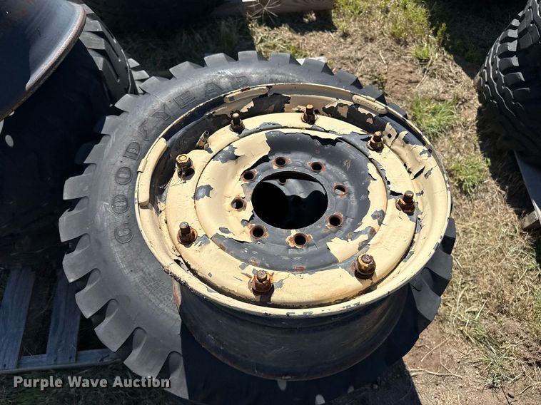 image for item DZ8635 (20) tires and wheels