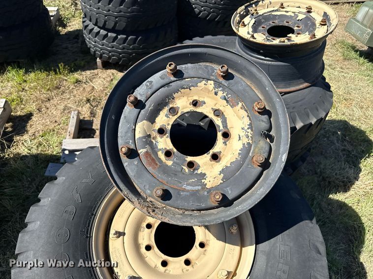 image for item DZ8635 (20) tires and wheels