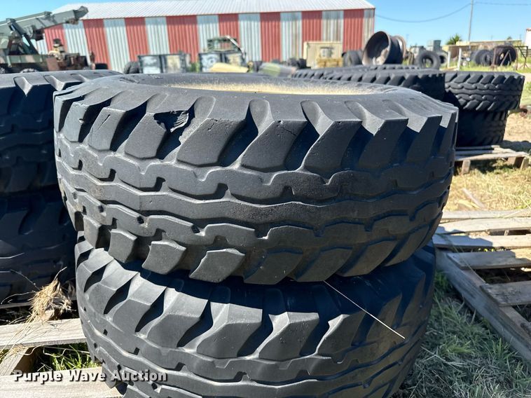 image for item DZ8635 (20) tires and wheels