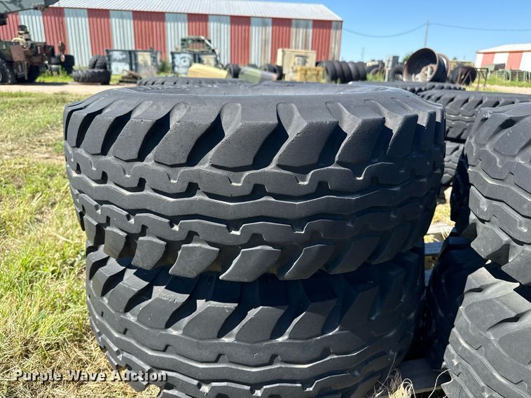 image for item DZ8635 (20) tires and wheels