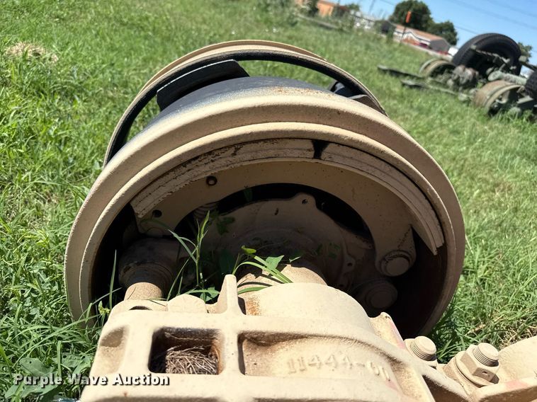 image for item DZ8650 (6) axle assembalies