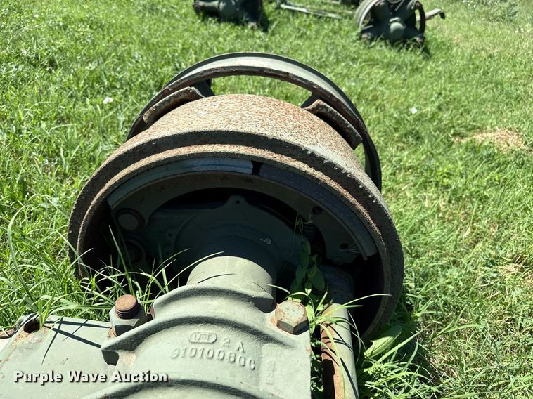 image for item DZ8650 (6) axle assembalies