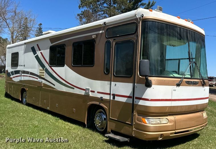 image for item EB2511 1998 Gulf Stream Sun Voyager 8362 SVB RV
