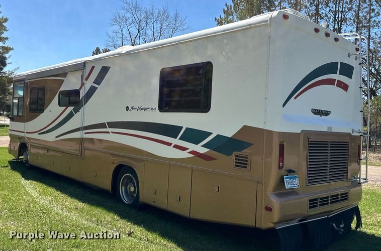 image for item EB2511 1998 Gulf Stream Sun Voyager 8362 SVB RV