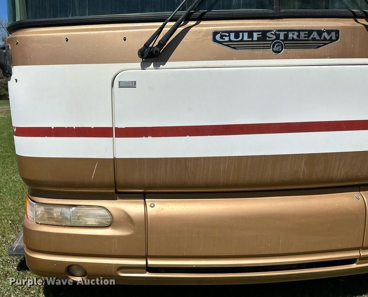 image for item EB2511 1998 Gulf Stream Sun Voyager 8362 SVB RV