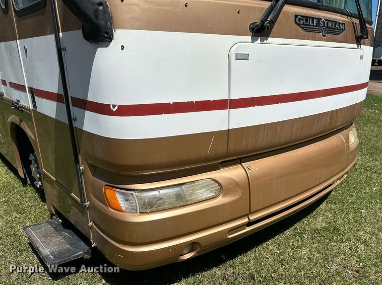 image for item EB2511 1998 Gulf Stream Sun Voyager 8362 SVB RV